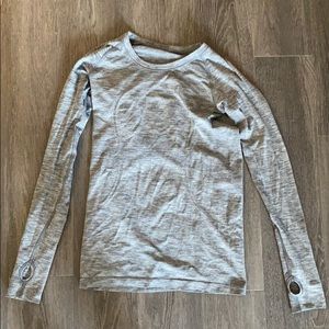 Grey lulu lemon long sleeve